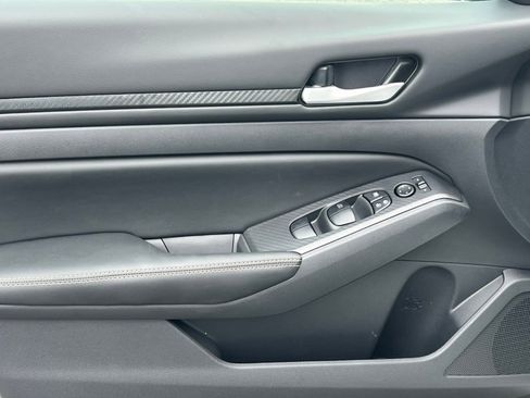 New 2025 Nissan Altima 2.5 SV w/ SV Premium Package image 11