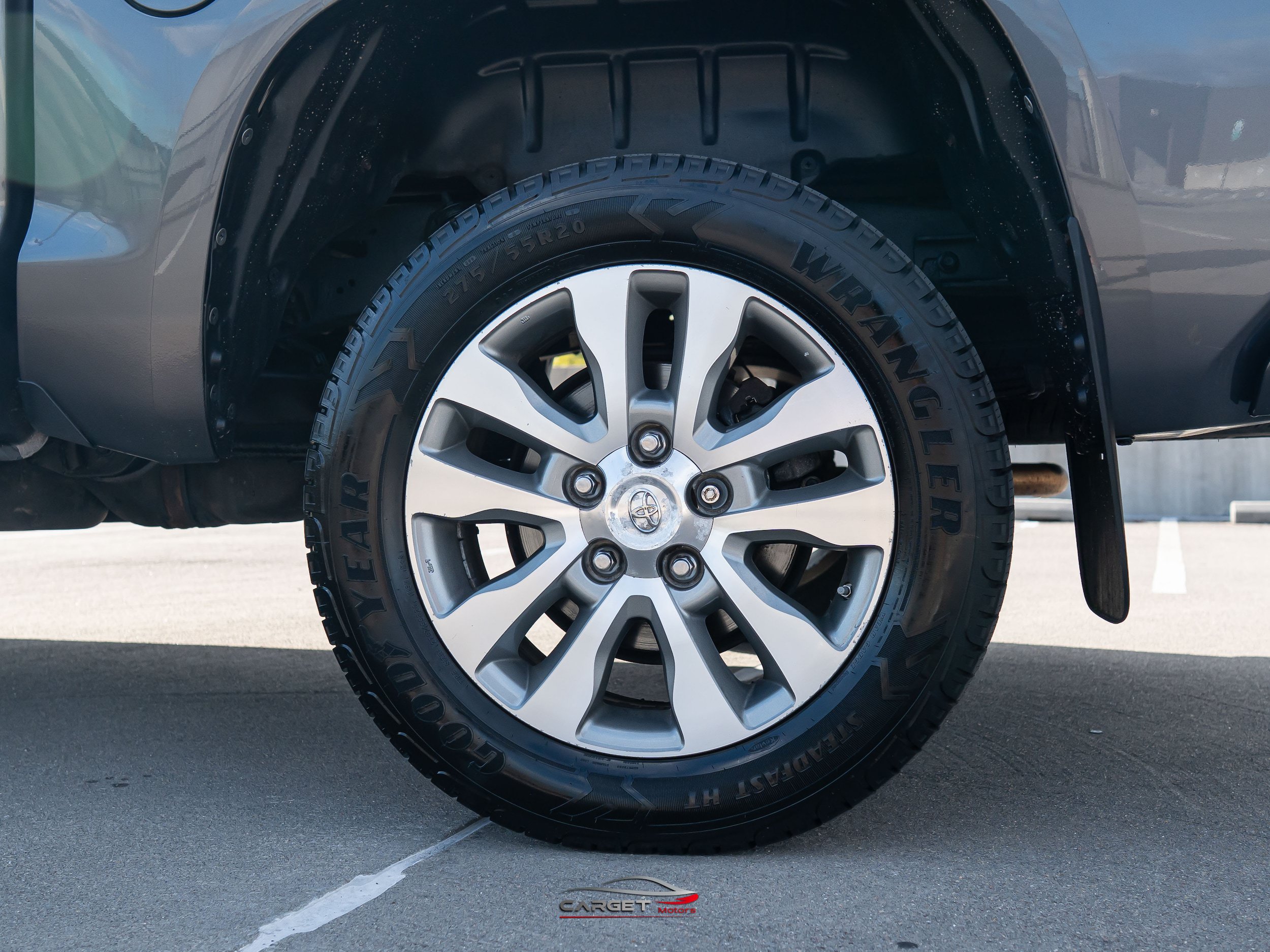 Used 2015 Toyota Tundra Limited w/ Limited Premium Package AWD/4WD image 12