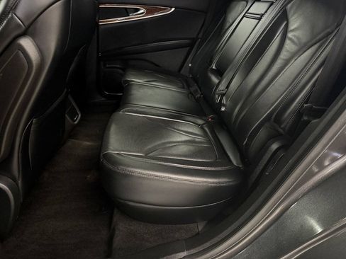 Used 2018 Lincoln MKX Reserve FWD image 14