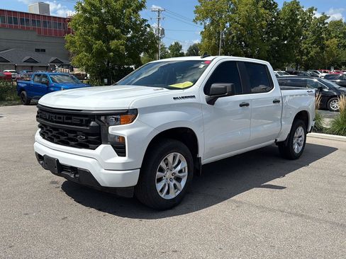 Used 2024 Chevrolet Silverado 1500 Custom w/ LPO, Dark Essentials Package AWD/4WD image 7