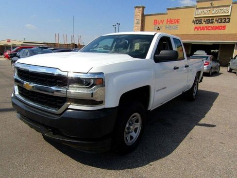 Used 2018 Chevrolet Silverado 1500 W/T w/ Trailering Package AWD/4WD image 1
