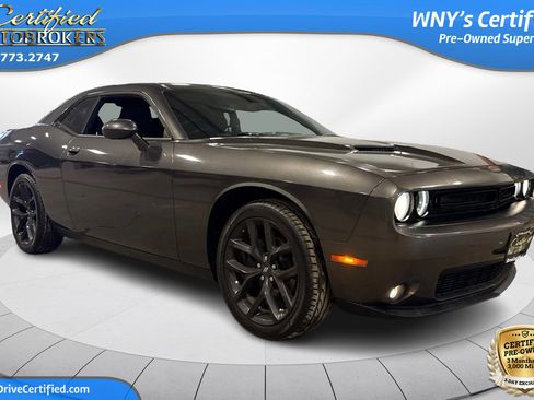 Used 2021 Dodge Challenger SXT w/ Blacktop Package image 3
