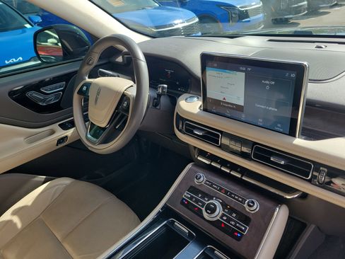 Used 2022 Lincoln Aviator Reserve RWD image 8