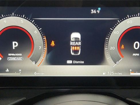 Used 2025 Nissan Kicks SR AWD/4WD image 33