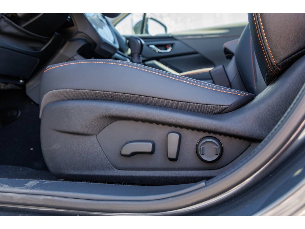 New 2026 Subaru Crosstrek 2.5i Limited w/ Crosstrek Mirror Package AWD/4WD image 16
