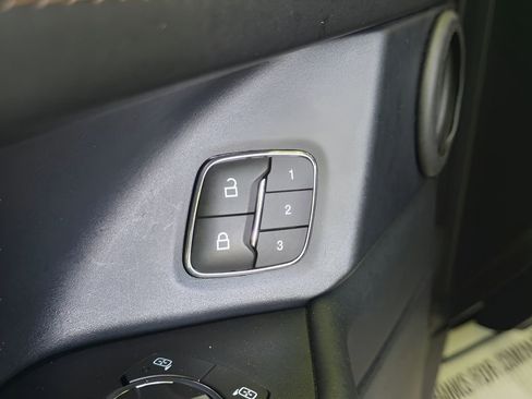 Used 2020 Ford Expedition Platinum AWD/4WD image 19