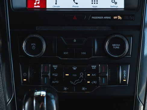 Used 2019 Ford Explorer XLT w/ Equipment Group 201A image 23