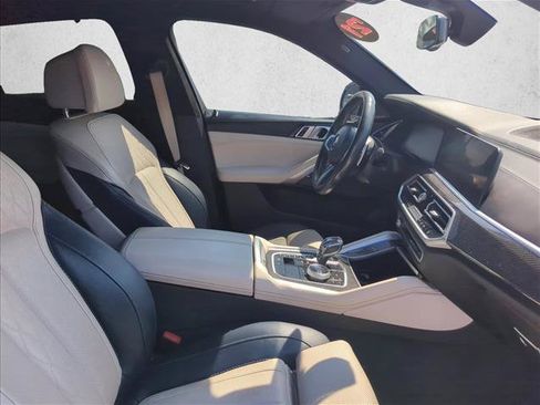 Used 2021 BMW X6 M50i w/ Executive Package AWD/4WD image 25