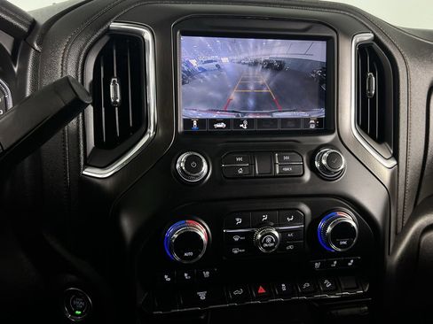 Used 2023 GMC Sierra 3500 AT4 w/ Gooseneck/5TH Wheel Package image 16