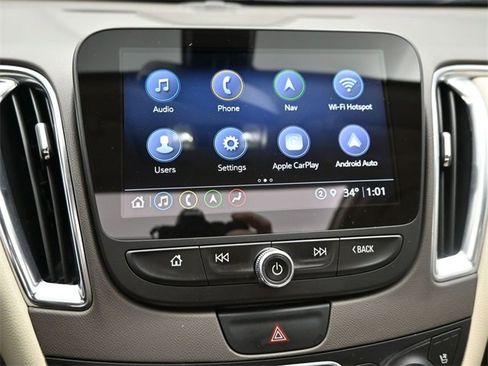 Used 2022 Chevrolet Malibu Premier image 13