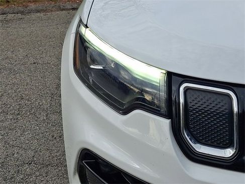 Used 2022 Jeep Compass Limited w/ Elite Group image 9