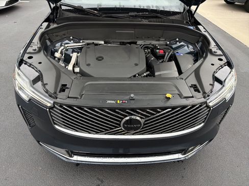 Certified 2026 Volvo XC90 B6 Plus AWD/4WD image 36