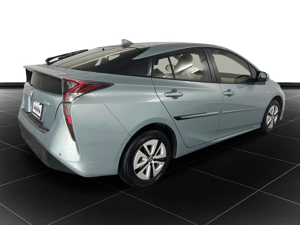 Used 2018 Toyota Prius Two w/ Prius Two Safety Plus Package FWD image 5