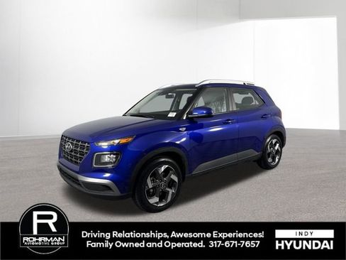 Used 2022 Hyundai Venue SEL w/ Cargo Package image 2