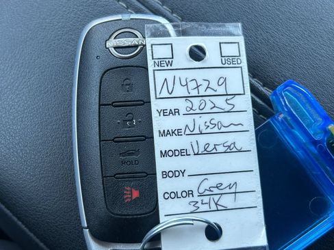 Used 2025 Nissan Sentra SV FWD image 35