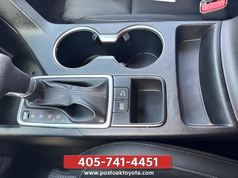 Used 2020 Kia Sportage LX FWD image 19