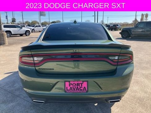 Used 2023 Dodge Charger SXT w/ Blacktop Package image 6