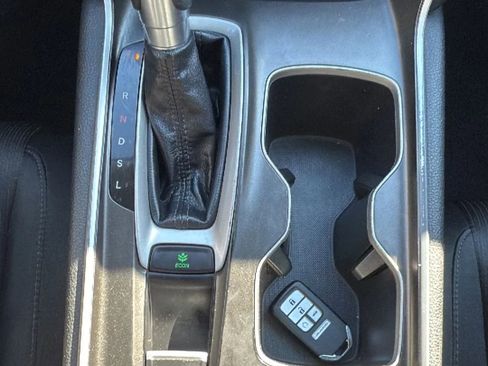 Used 2018 Honda Accord EX image 20