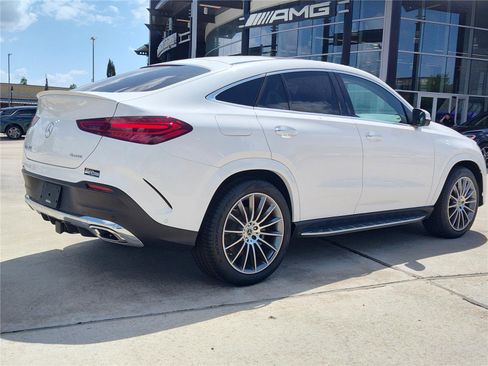 New 2026 Mercedes-Benz GLE 450 4MATIC Coupe image 4