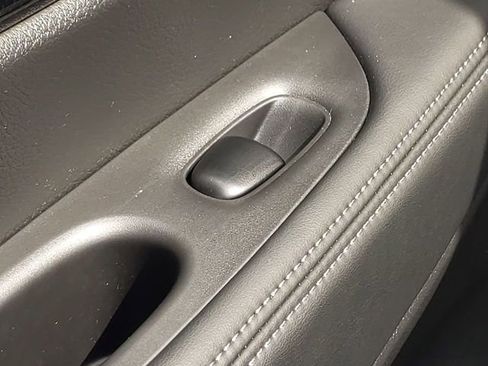 Used 2017 Nissan Rogue SL w/ SL Premium Package image 30