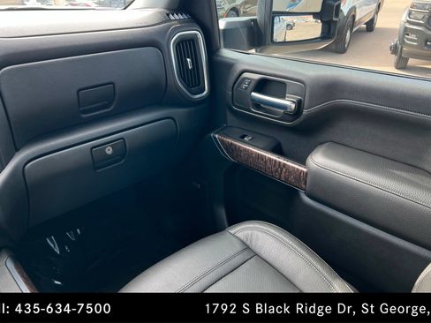 Used 2020 GMC Sierra 3500 Denali w/ Denali Ultimate Package image 10