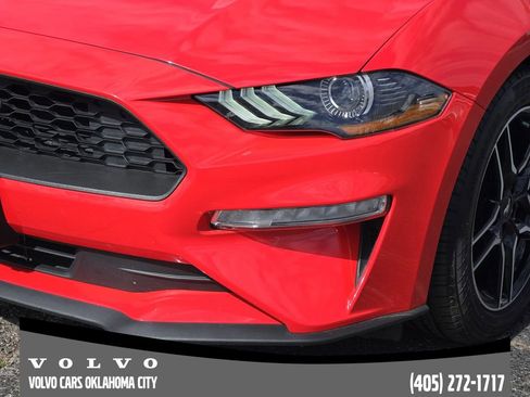 Used 2022 Ford Mustang Premium image 8