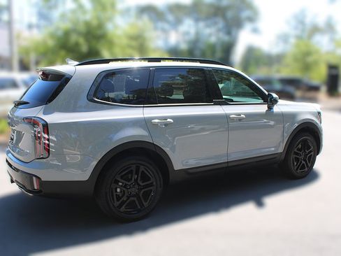 Certified 2025 Kia Telluride SX X-Line AWD/4WD image 15