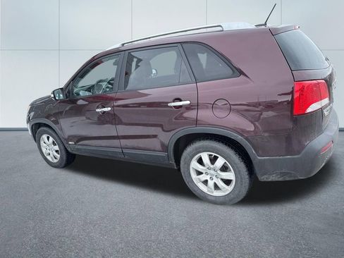 Used 2013 Kia Sorento LX image 7