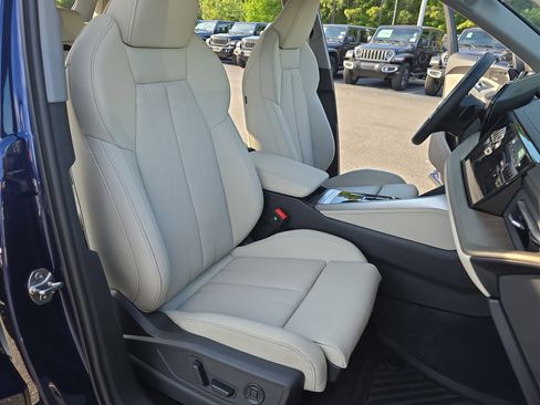 Used 2025 Audi Q5 Prestige AWD/4WD image 10