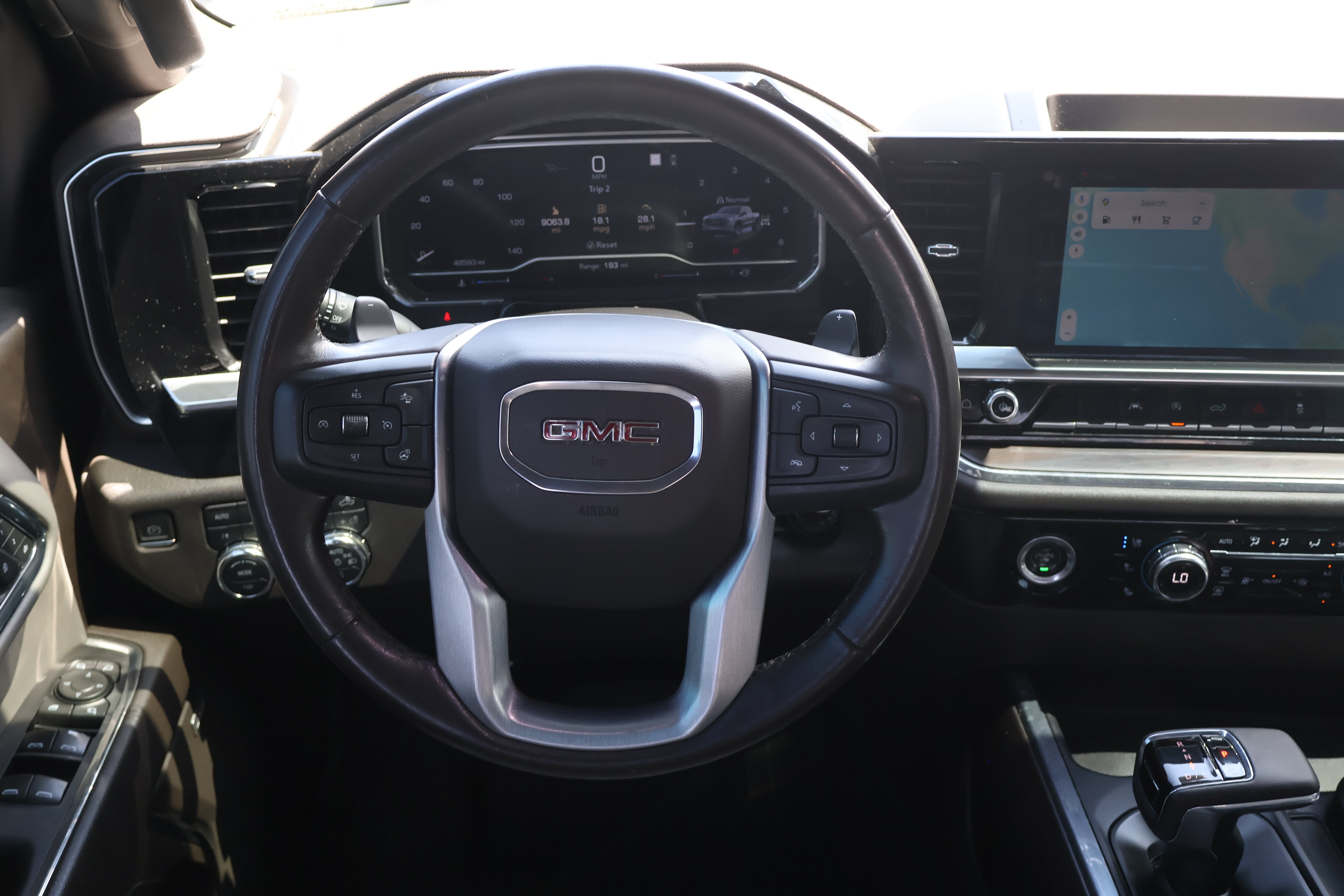 Used 2023 GMC Sierra 1500 SLT w/ SLT Premium Package AWD/4WD image 7