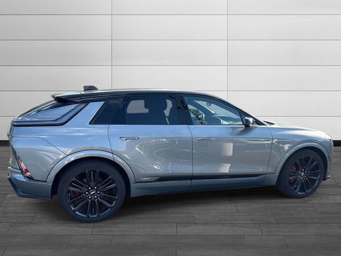 New 2026 Cadillac Lyriq V image 6