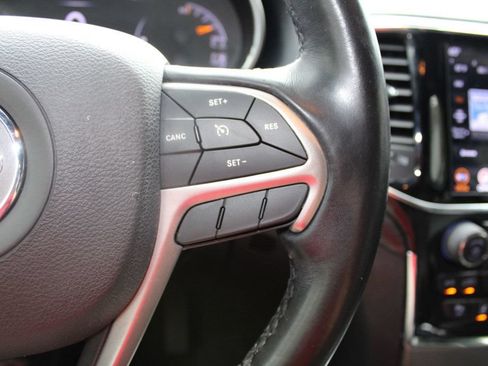Used 2020 Jeep Grand Cherokee Laredo w/ Quick Order Package 2BN North AWD/4WD image 23
