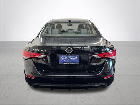 Used 2022 Nissan Sentra SV FWD image 5