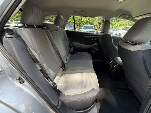 Used 2024 Subaru Outback Premium AWD/4WD image 10