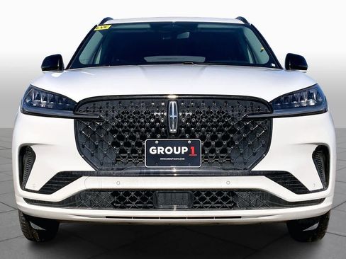 New 2026 Lincoln Aviator Reserve w/ Luxury Package image 3