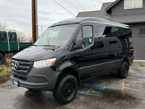 Used 2020 Mercedes-Benz Sprinter 2500 w/ Driver Convenience Package image 3