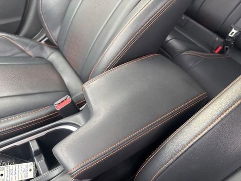 Used 2023 Subaru Crosstrek 2.5i Limited w/ Moonroof Package image 18