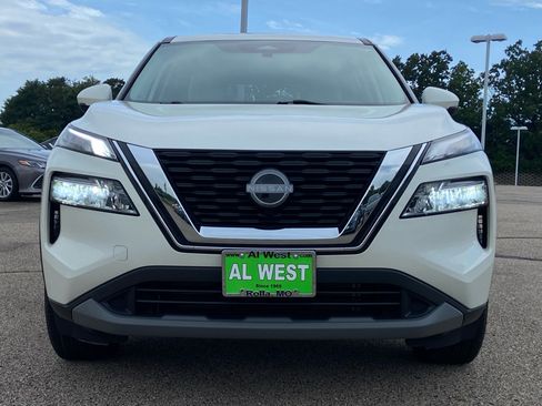 Used 2023 Nissan Rogue SV AWD/4WD image 8