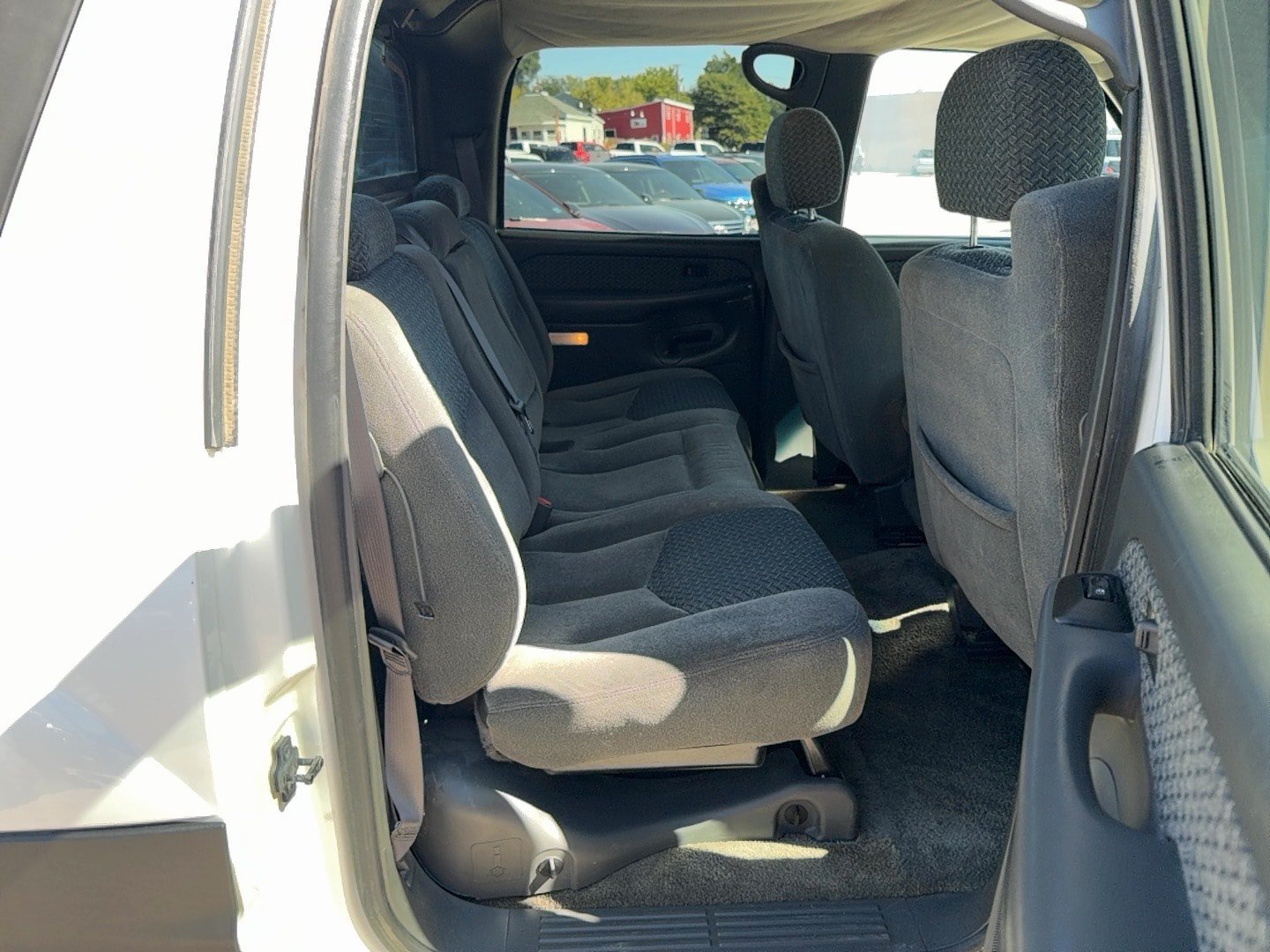 Used 2003 Chevrolet Avalanche 4x4 w/ Personal Security Package image 21