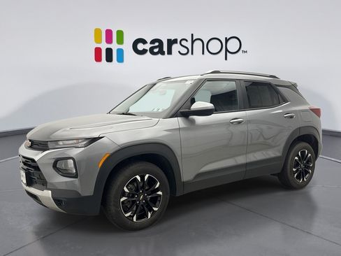 Used 2023 Chevrolet TrailBlazer LT w/ Convenience Package AWD/4WD image 1