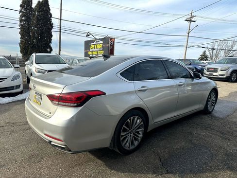 Used 2016 Hyundai Genesis 3.8 w/ Option Group 02 image 2