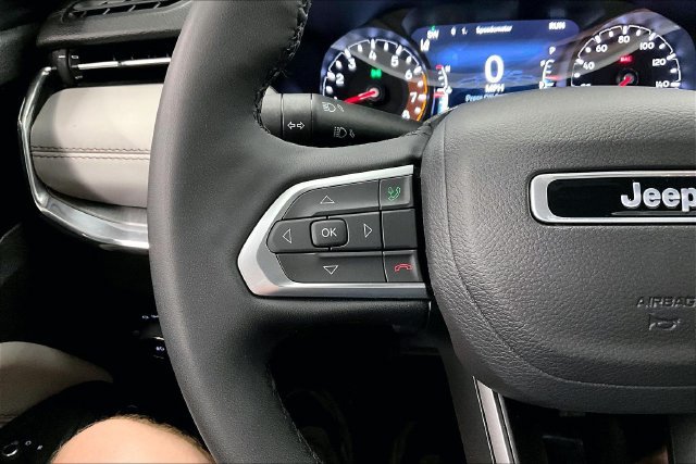 Used 2024 Jeep Compass Limited AWD/4WD image 26