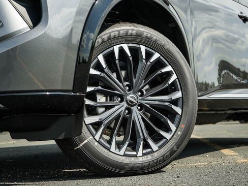 New 2026 Nissan Rogue Platinum w/ Platinum Premium Package image 6