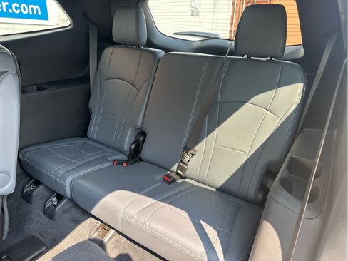 Used 2022 Buick Enclave Essence w/ Experience Buick Package image 49