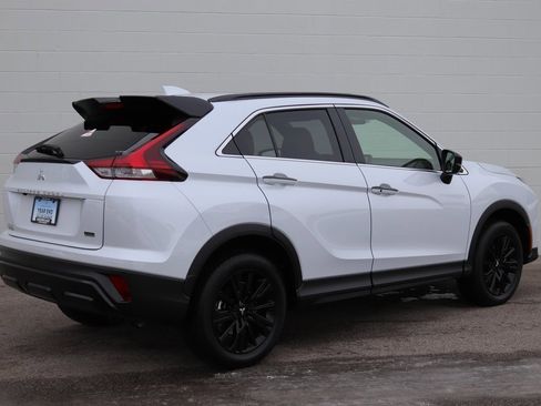 New 2025 Mitsubishi Eclipse Cross Black Edition image 3