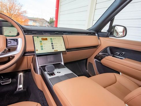 New 2025 Land Rover Range Rover Autobiography image 25