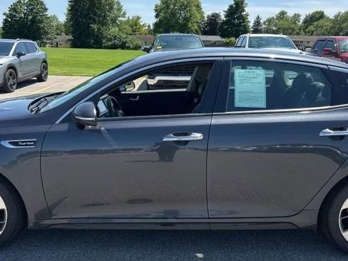 Used 2017 Kia Optima SX FWD image 4