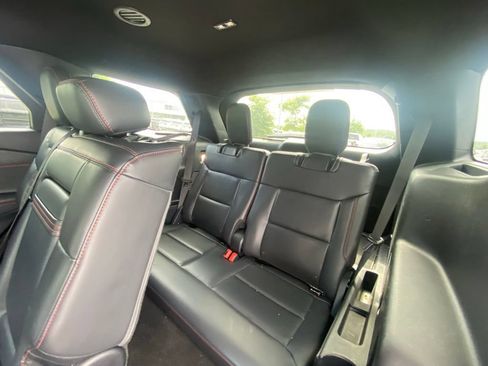 Used 2025 Ford Explorer ST-Line RWD image 28