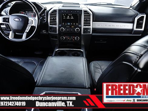 Used 2017 Ford F250 Platinum w/ Platinum Ultimate Package AWD/4WD image 11