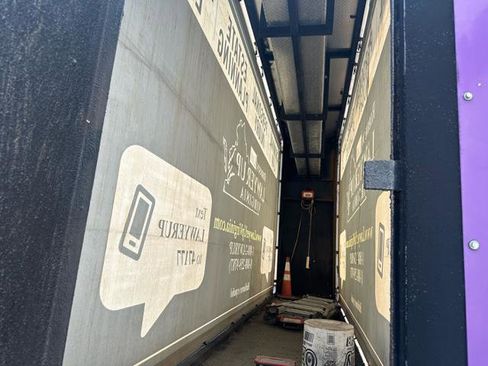 Used 2016 Chevrolet Express 3500 Extended image 16